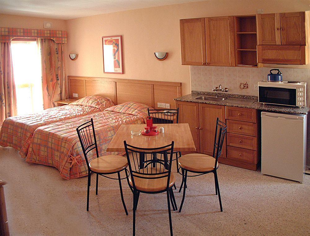Blubay Apartments By St Hotels Gzira Quarto foto